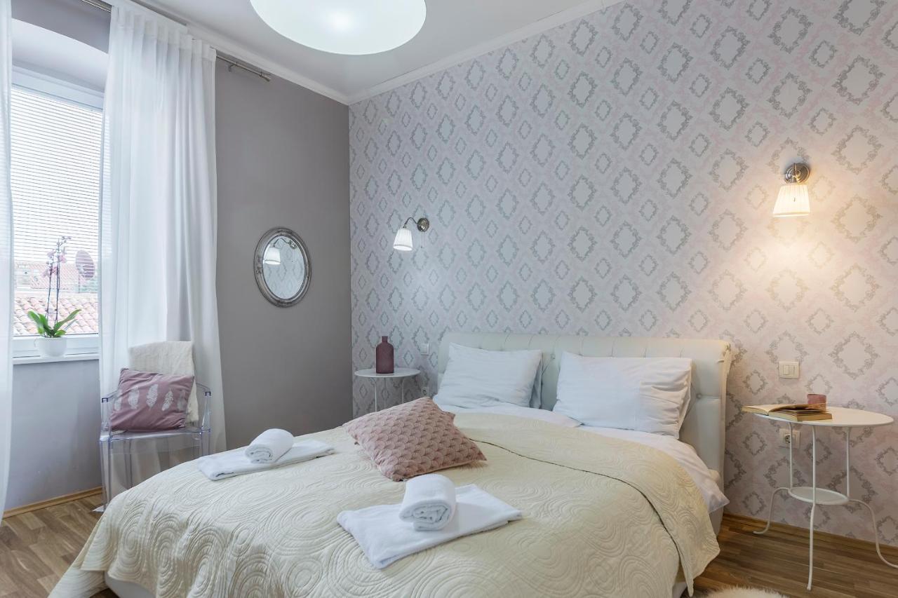 Captain Emo City Apartments Pula Zewnętrze zdjęcie