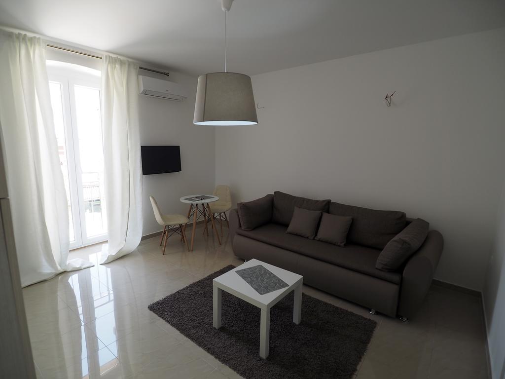 Captain Emo City Apartments Pula Zewnętrze zdjęcie