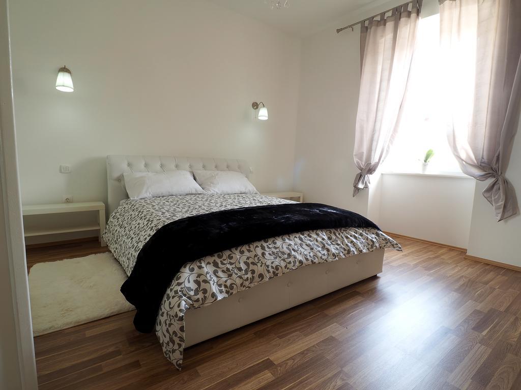 Captain Emo City Apartments Pula Zewnętrze zdjęcie