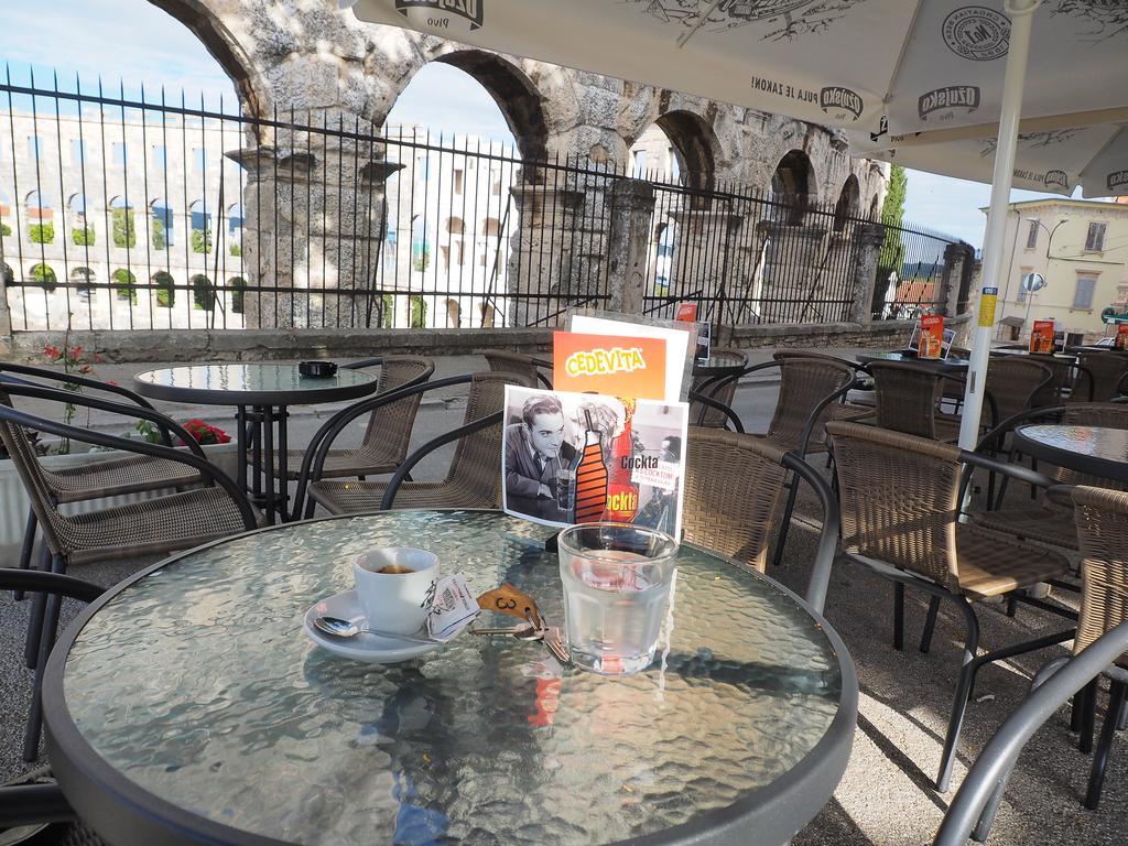 Captain Emo City Apartments Pula Zewnętrze zdjęcie